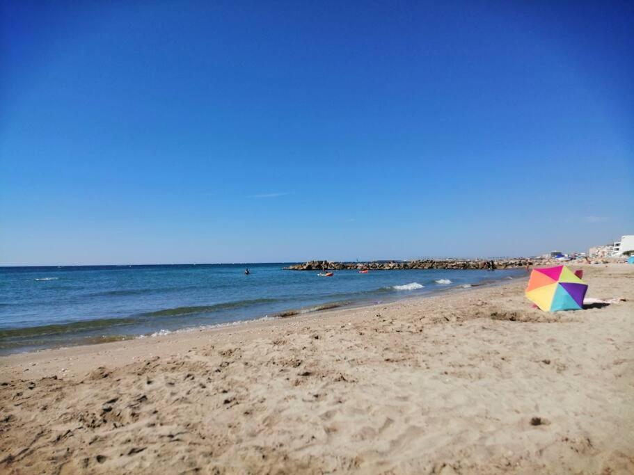Un Sejour Les Pieds Dans L'Eau Apartment Палава-ле-Фло Екстериор снимка